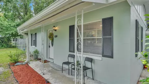 604 Lee St, Wildwood, FL 34785