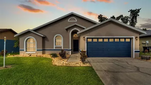 7842 Manor Dr, Lakeland, FL 33810