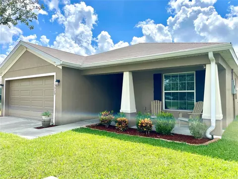 3929 Sandhill Crane Dr, Lakeland, FL 33811