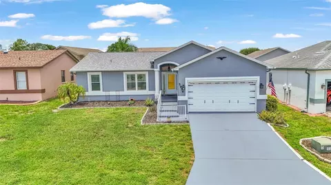 5956 Chickadee Dr, Lakeland, FL 33809