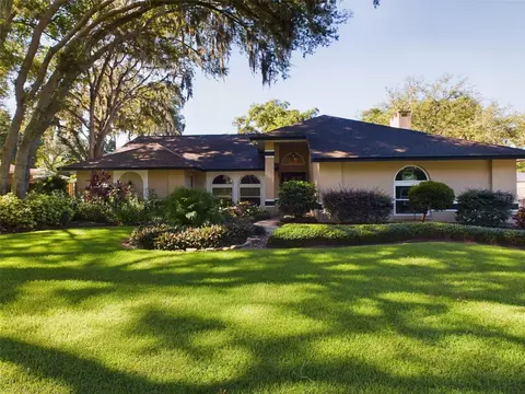 1323 Hammock Shade Dr, Lakeland, FL 33809