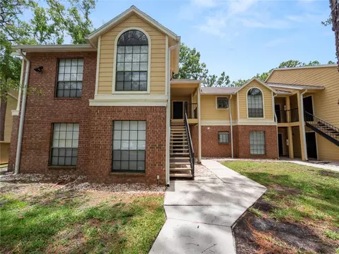 8635 Mallard Reserve Dr #204, Tampa, FL 33614