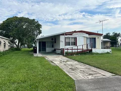 211 Martin Dr, Lakeland, FL 33809
