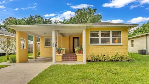218 E Poinsettia St, Lakeland, FL 33803