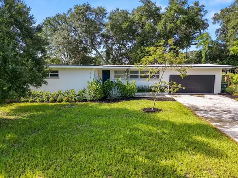 524 Louise Dr, Lakeland, FL 33803
