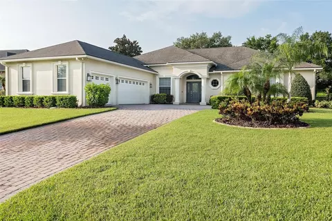 884 Summerfield Dr, Lakeland, FL 33803