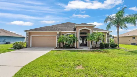 5320 Miriam Dr, Lakeland, FL 33812