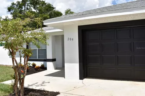 209 Polk Ave W, Dundee, FL 33838