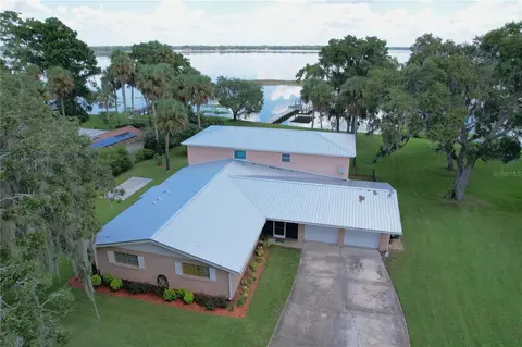 5512 Lakeside Dr, Lake Wales, FL 33898