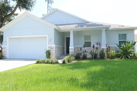 111 Maki Rd, Plant City, FL 33563