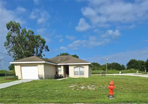 522 Raymond Ave, Frostproof, FL 33843