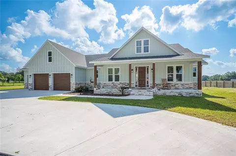 3312 Old Mulberry Rd, Plant City, FL 33566