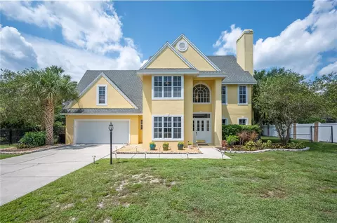 6711 Woodside Ct, Lakeland, FL 33813