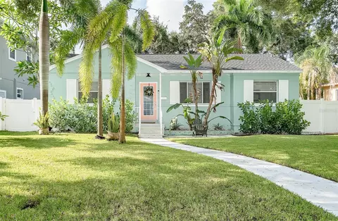 224 36th Ave NE, Saint Petersburg, FL 33704