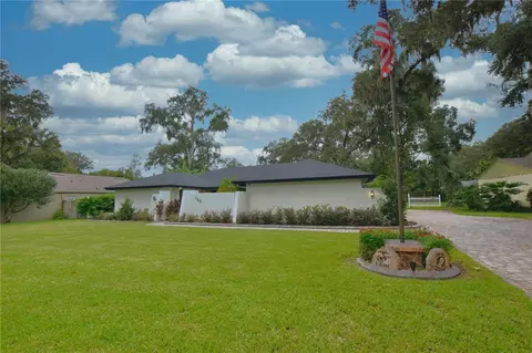 153 Shadow Ln, Lakeland, FL 33813