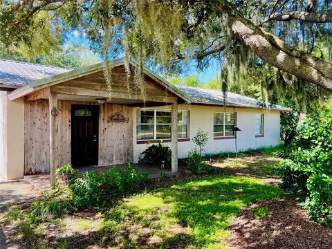 3937 Pine Hill Ct, Lake Wales, FL 33859