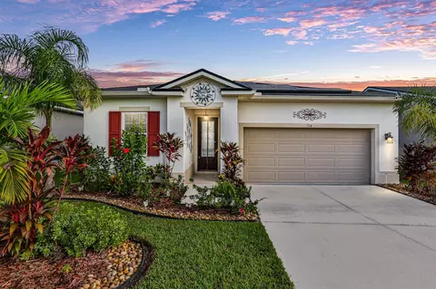 714 Spring Creek Dr, Auburndale, FL 33823