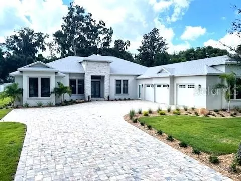 2725 Elizabeth Pl, Lakeland, FL 33812