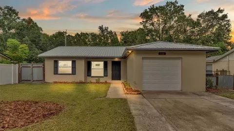 1164 Waterview Blvd E, Lakeland, FL 33801
