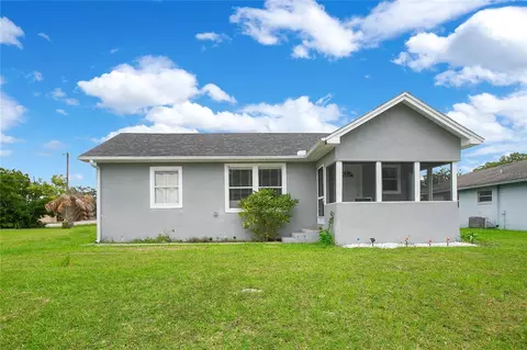 42 W Crystal Ave, Lake Wales, FL 33853