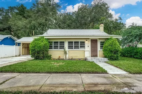 211 N Lanier Ave, Fort Meade, FL 33841
