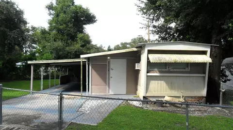 1110 Lakewood Cir W, Lakeland, FL 33801