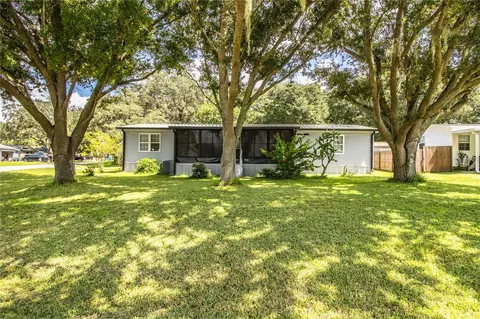 9153 Samaritan Ave, Polk City, FL 33868