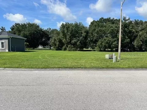 118 Laynewade Rd, Polk City, FL 33868
