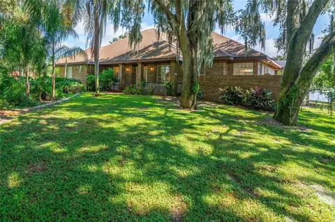 2467 Lake Front Dr, Lake Wales, FL 33898