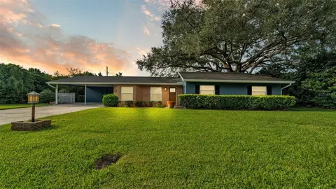 1527 Del Crest Pl, Lakeland, FL 33803