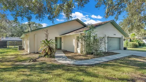 5993 High Glen Dr, Lakeland, FL 33813