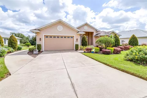 6827 Huntington Hills Blvd, Lakeland, FL 33810