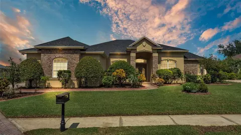 714 Whisper Woods Dr, Lakeland, FL 33813