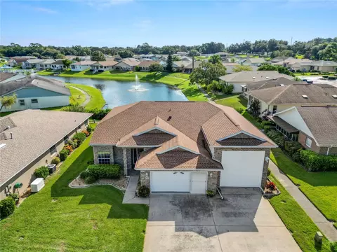 6165 Silver Lakes Dr W, Lakeland, FL 33810