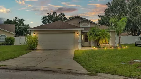 7441 Paradise Cove Pl, Lakeland, FL 33810