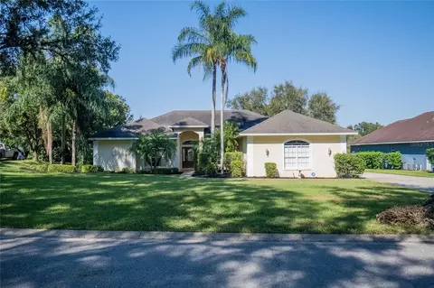 216 Chadwick Ct, Auburndale, FL 33823