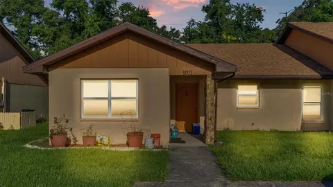 5011 Cimarron Dr, Lakeland, FL 33813