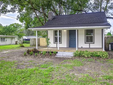 1310 E Tomlin St, Plant City, FL 33563