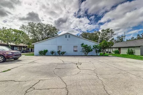 3064 Saint Paul Dr, Winter Haven, FL 33880