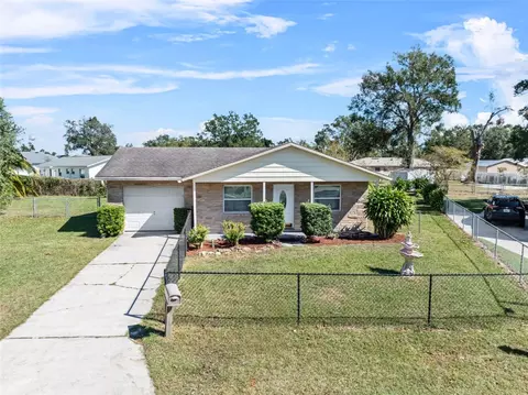 520 S Tangerine Ct, Eagle Lake, FL 33839