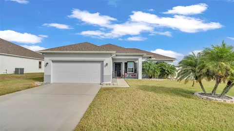 2040 Barstow Ln, Dundee, FL 33838