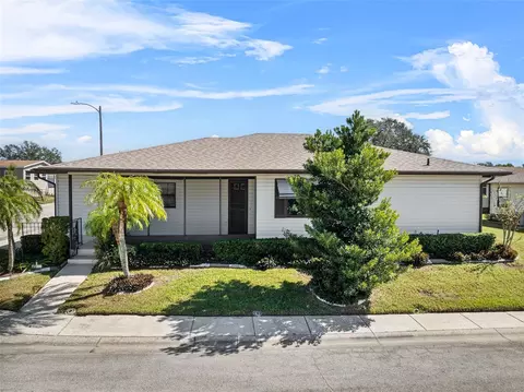 3211 Bear Creek Ln, Lakeland, FL 33810