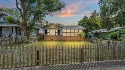 1531 Elm Rd, Lakeland, FL 33801