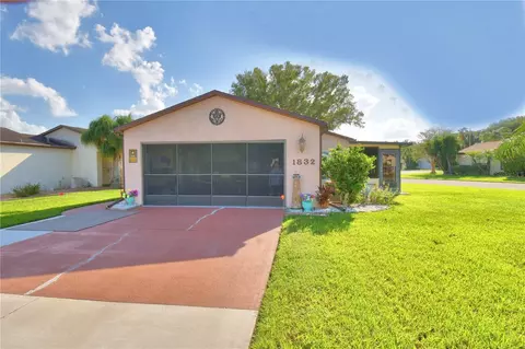 1832 Nicaragua Way, Winter Haven, FL 33881