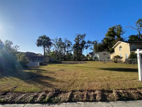 711 Frank Lloyd Wright Way, Lakeland, FL 33803