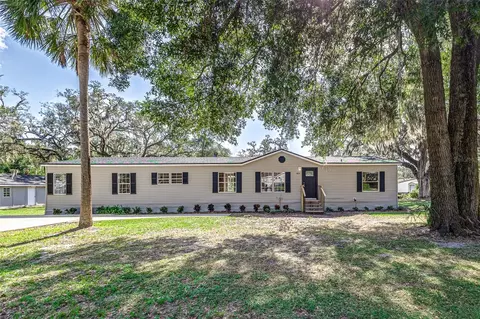 4813 Myrtle View Dr N, Mulberry, FL 33860
