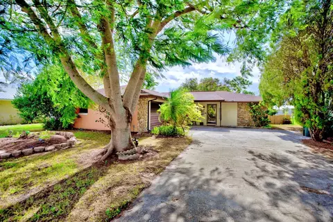 110 Whatley Blvd, Sebring, FL 33870