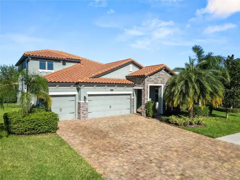 1823 Via Lago Dr, Lakeland, FL 33810