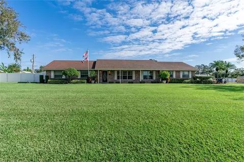 123 Patterson Dr, Auburndale, FL 33823