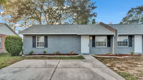 1468 Thousand Roses Dr S, Lake Wales, FL 33853